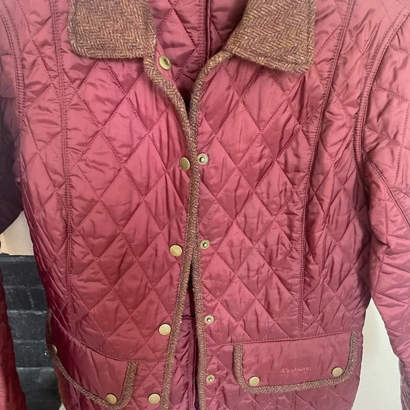 Women’s Barbour Quilted Jacket - Size 8 - Maroon - Like New Condition - Picture 2 of 5